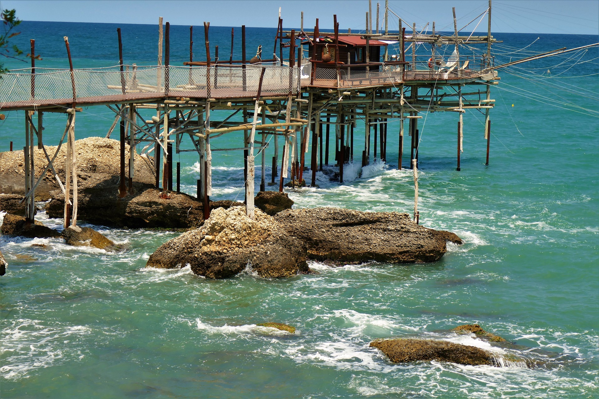 fisherman's hut in Abruzzo